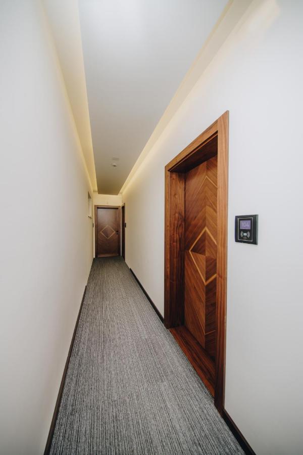 Boutique Luxury Apartments Kragujevac Exterior foto
