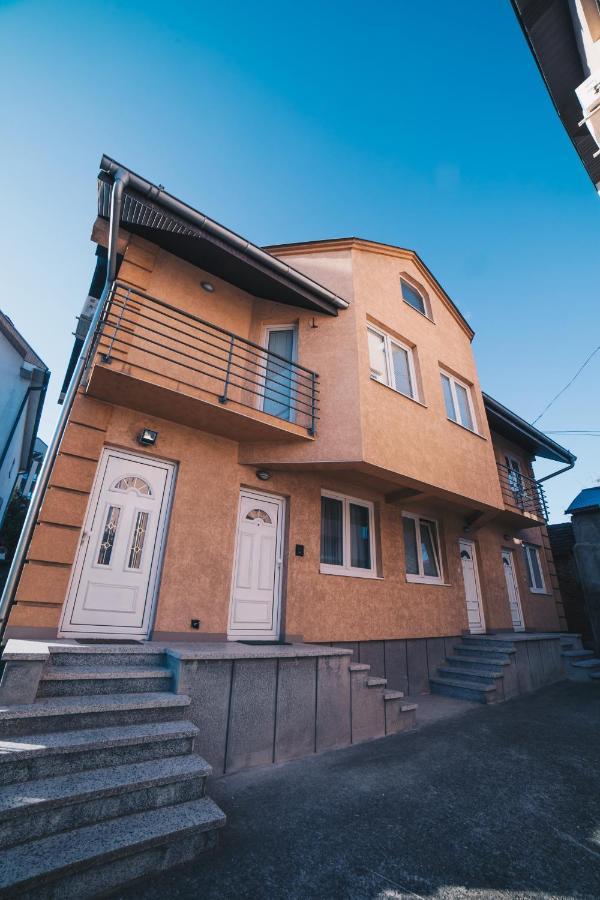 Boutique Luxury Apartments Kragujevac Exterior foto